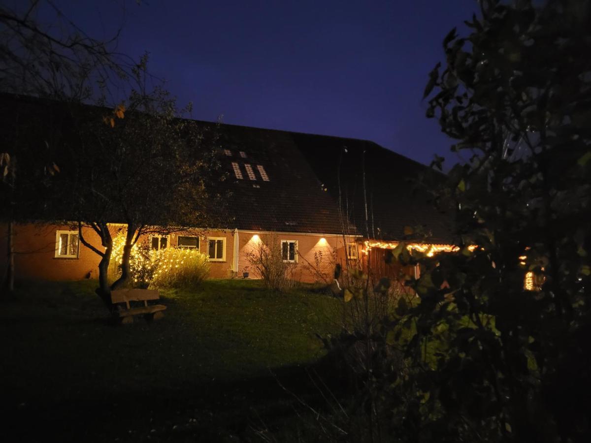 Ferienwohnung Gulfhof Anelis Krummhörn Exterior foto